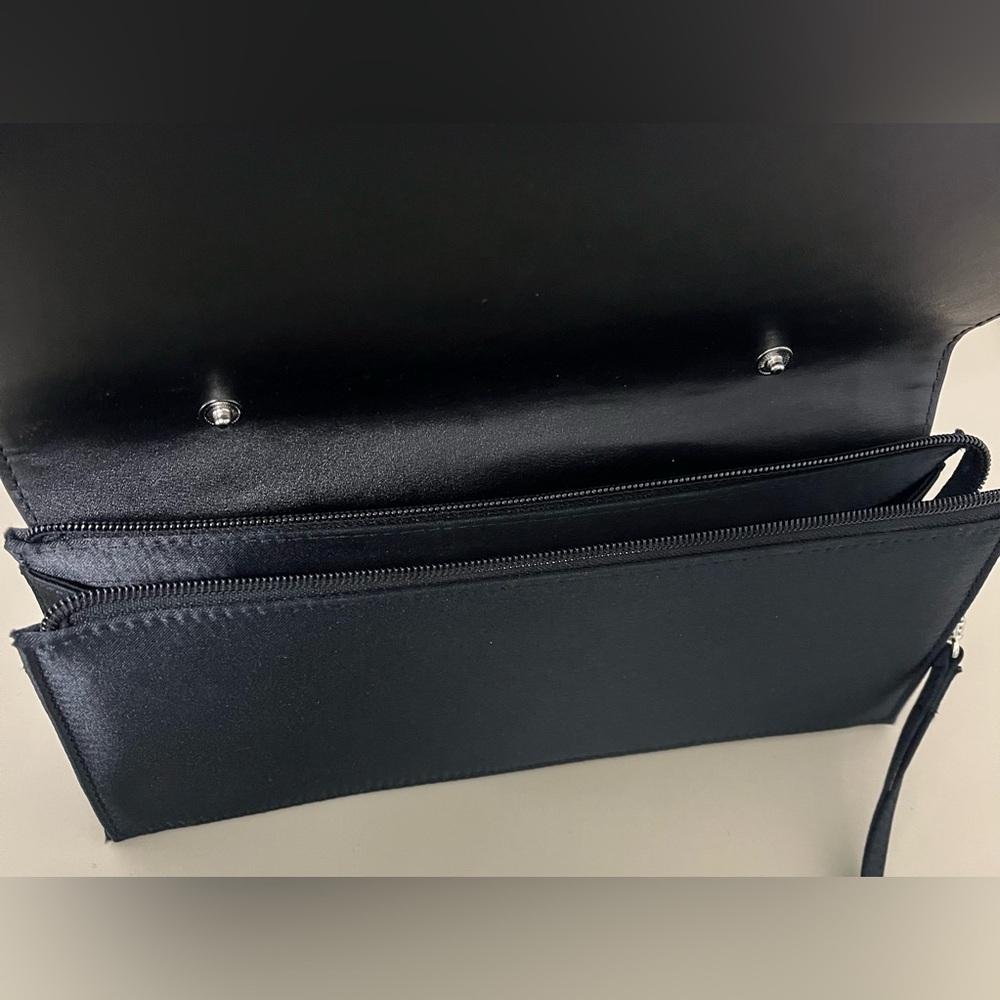 Randolph Duke black clutch bag with a wristlet strap - Picture 5 of 12